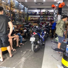 ANH EM ỦNG HỘ