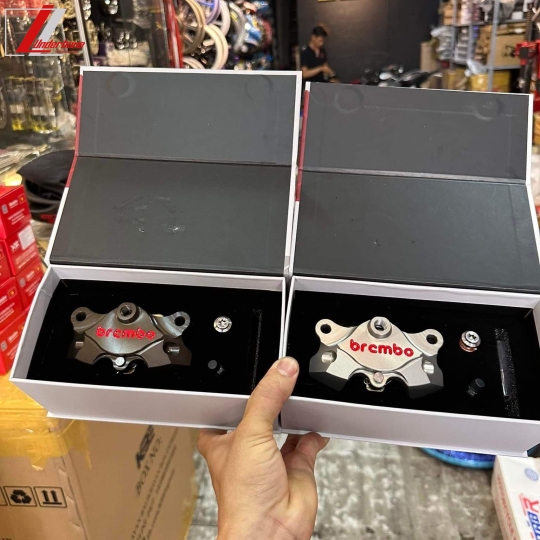 Heo CRG Billet mẫu Brembo